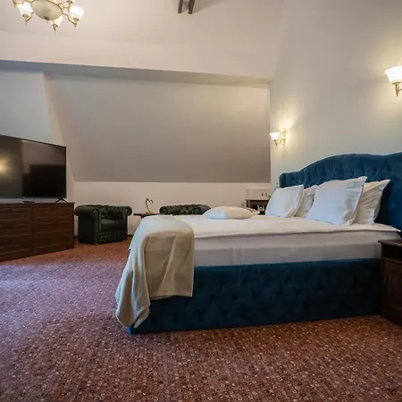 Opus 5* Sinaia